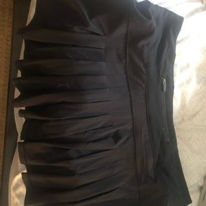 Lululemon tennis skirt 10 regular black